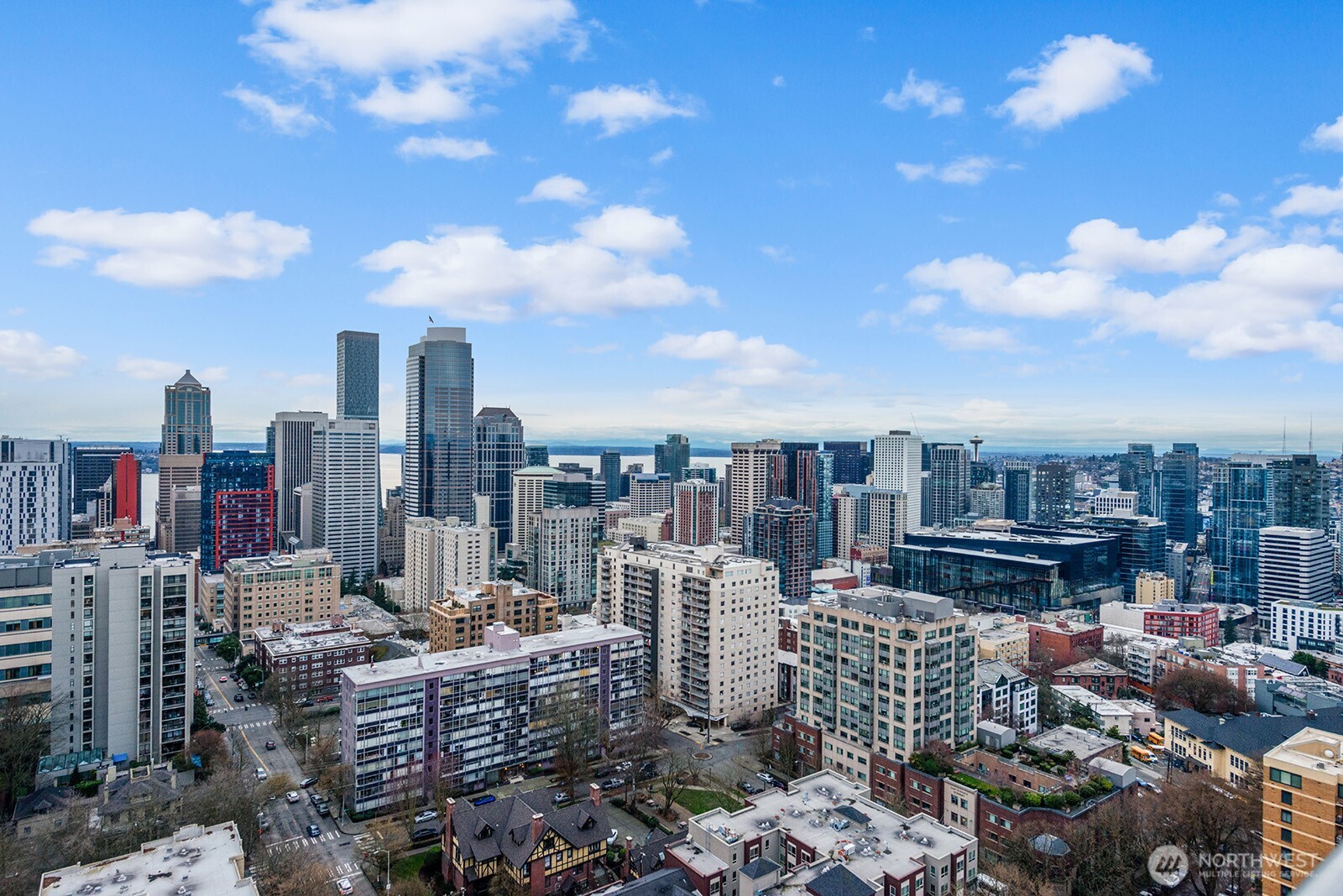 1321 Seneca Street Unit: 1001