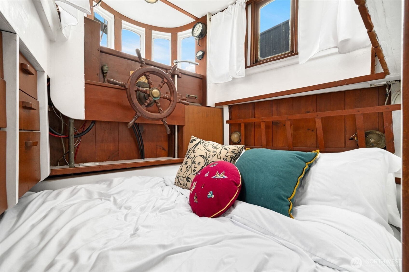 2143 N Northlake Way Unit: 34