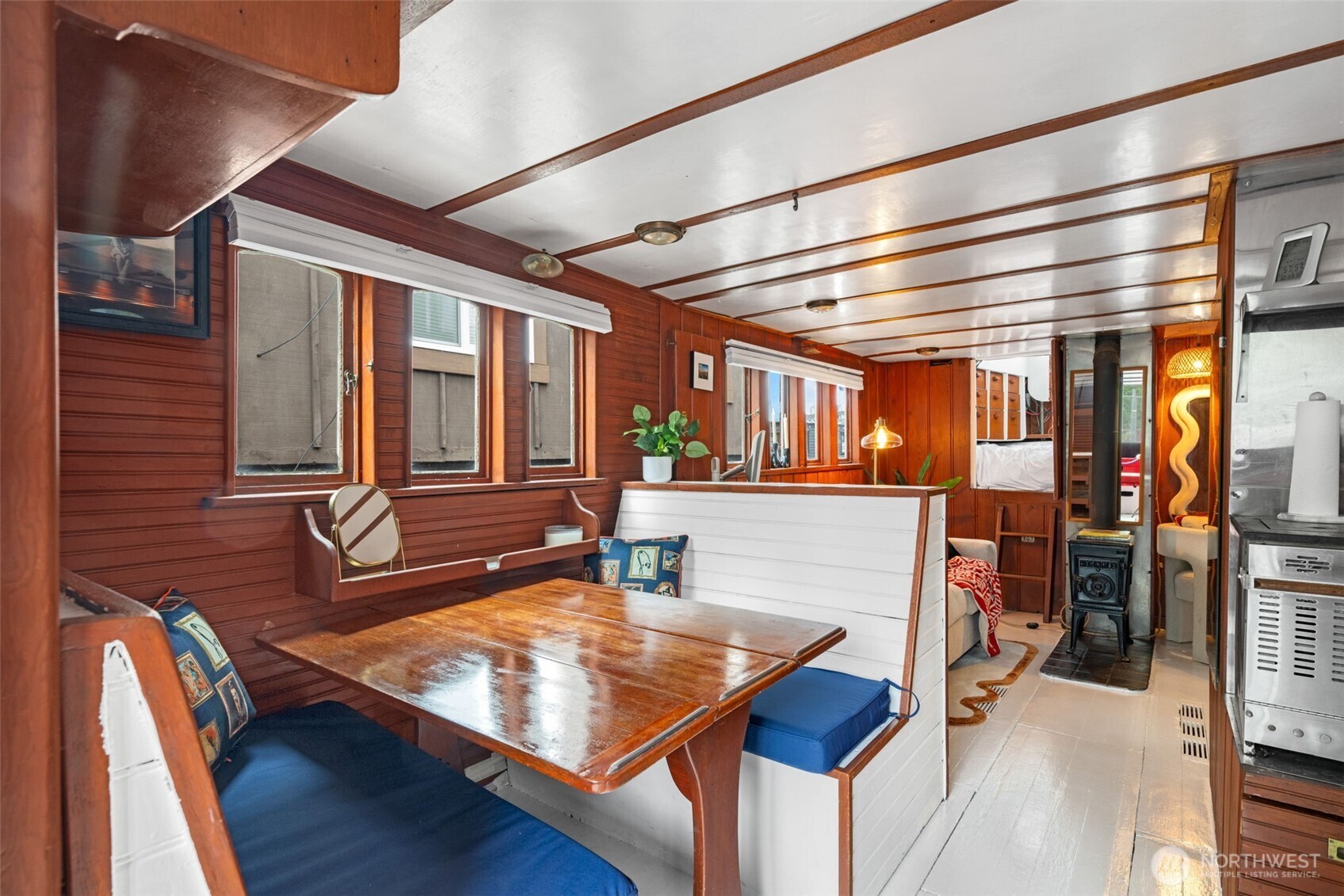 2143 N Northlake Way Unit: 34