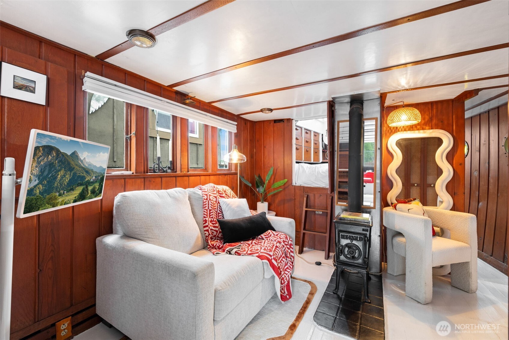 2143 N Northlake Way Unit: 34