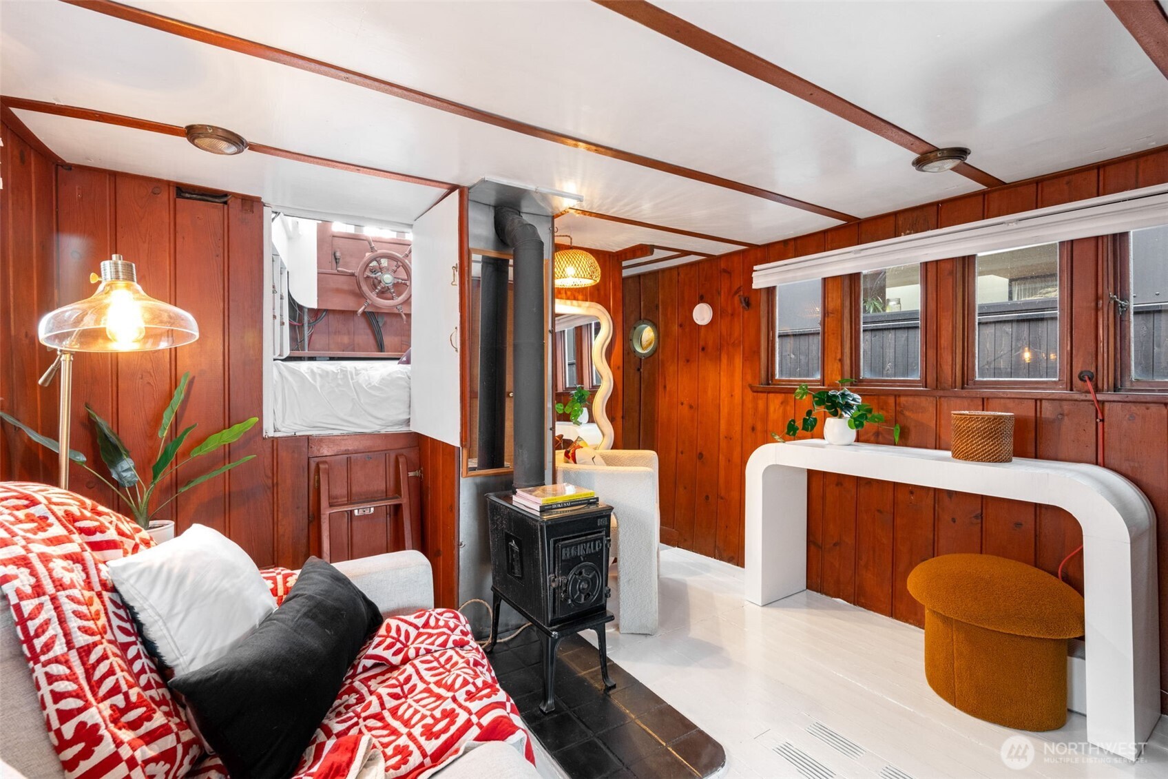 2143 N Northlake Way Unit: 34