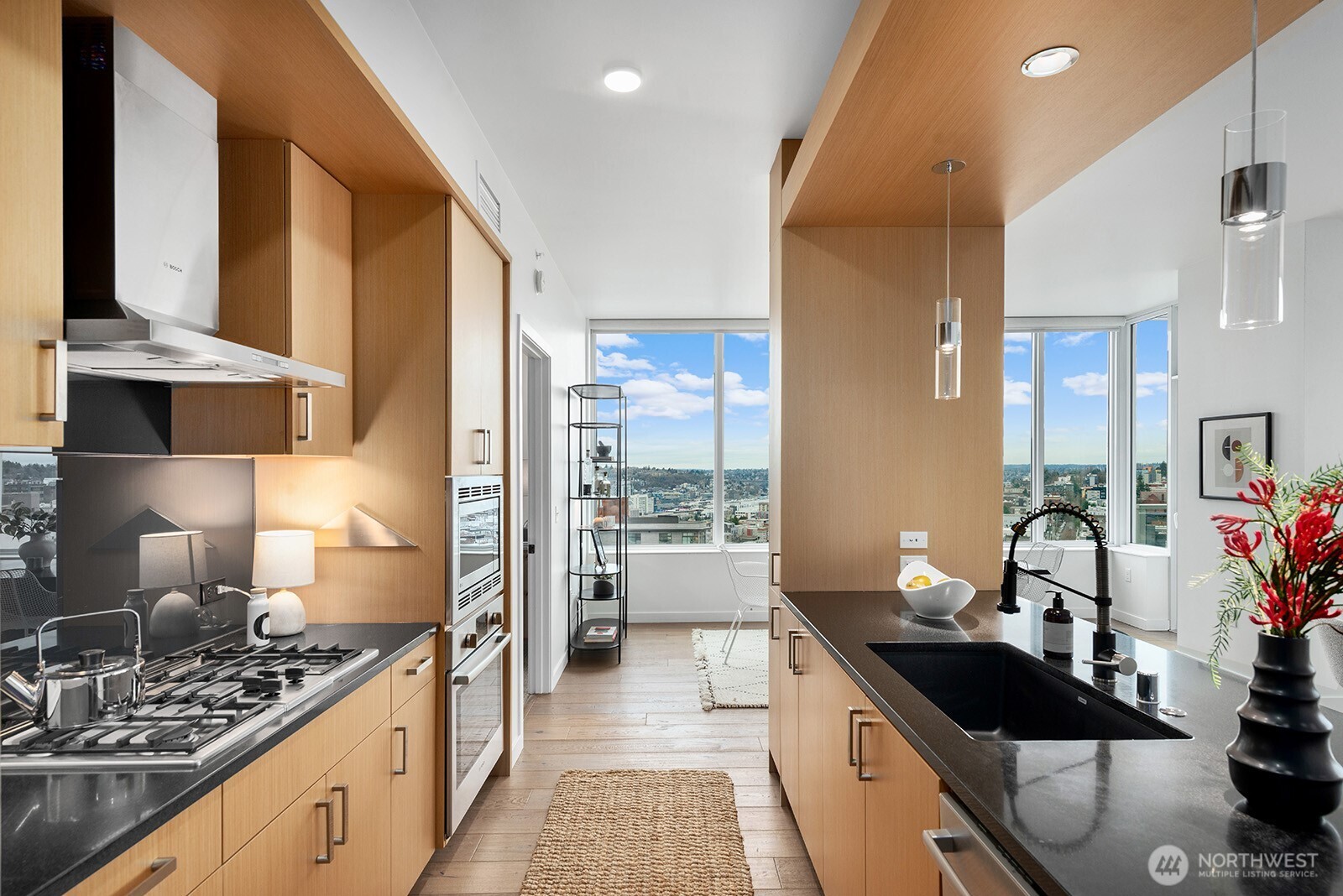 1321 Seneca Street Unit: 1001