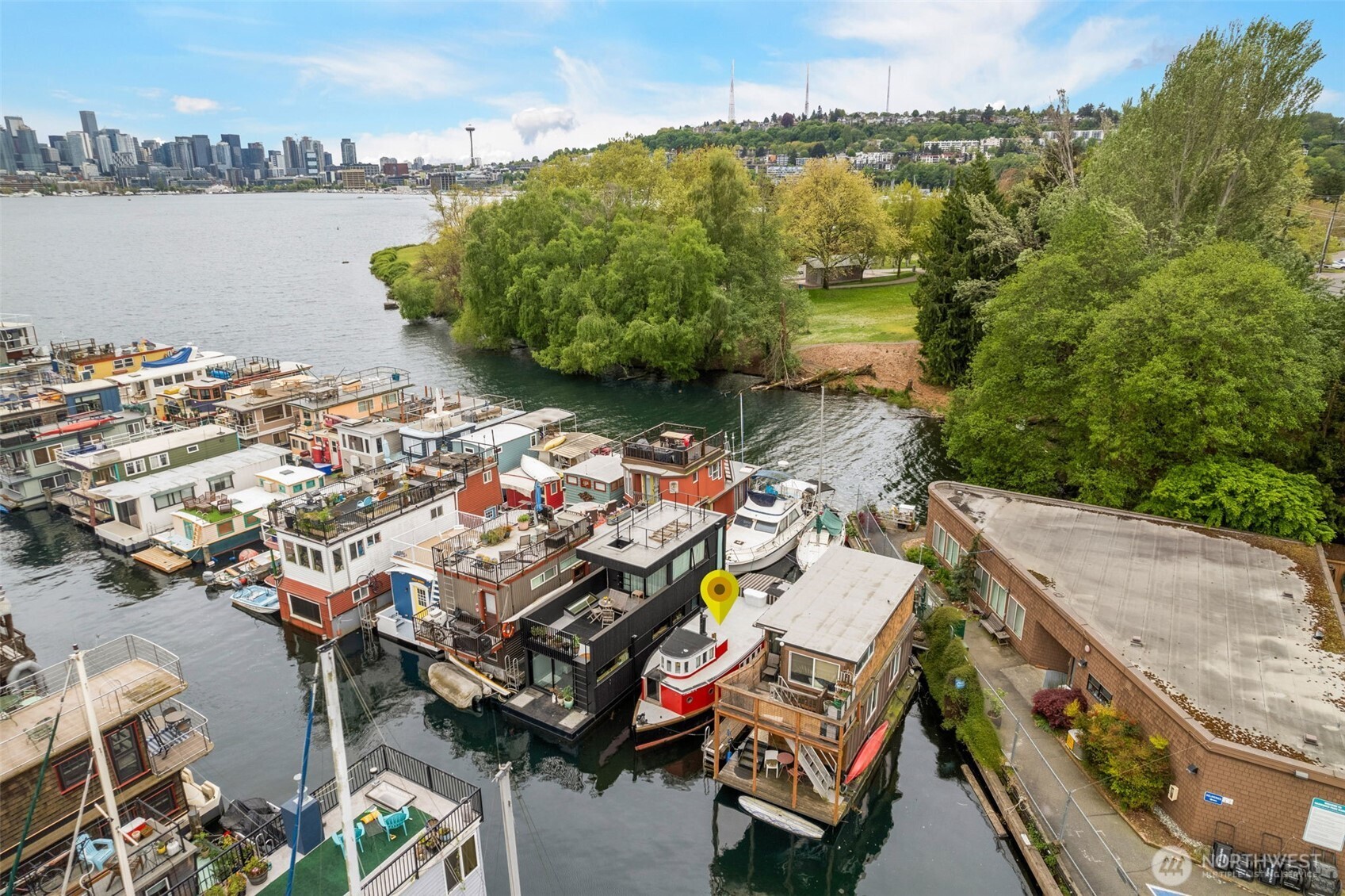 2143 N Northlake Way Unit: 34