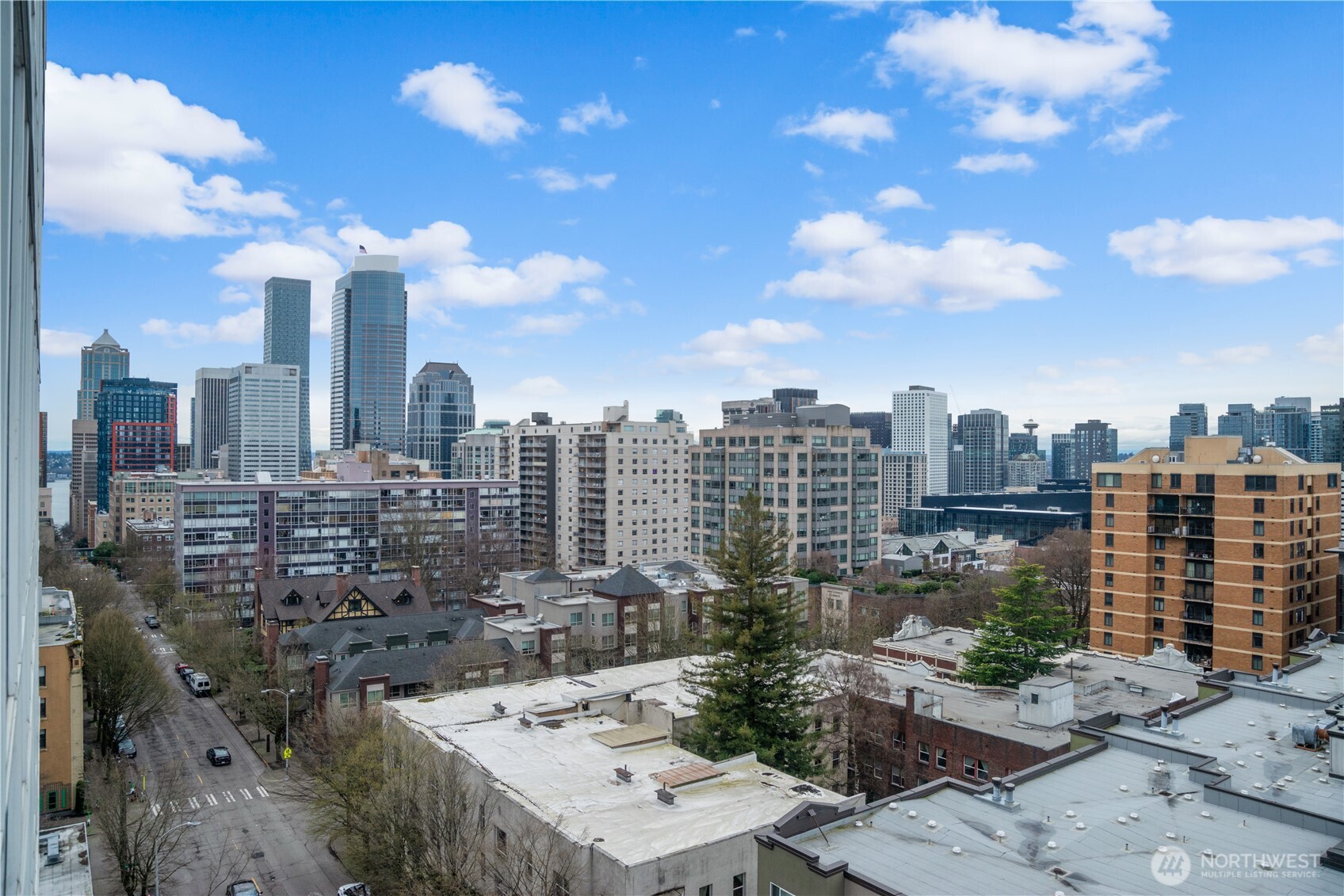 1321 Seneca Street Unit: 1001