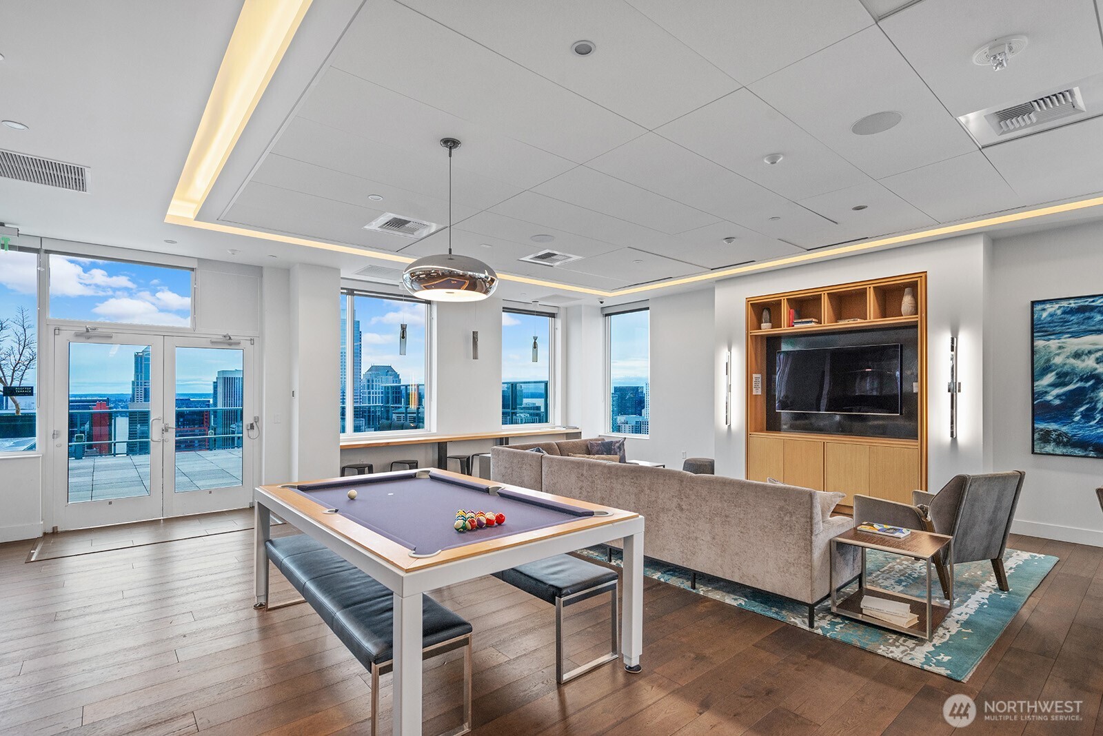 1321 Seneca Street Unit: 1001