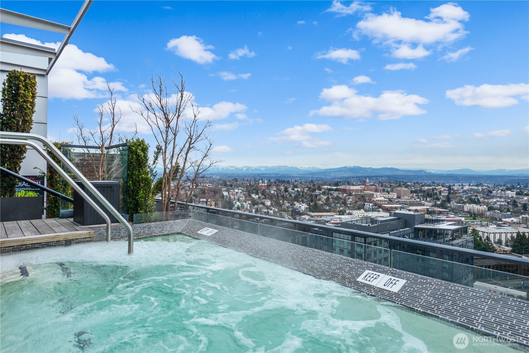 1321 Seneca Street Unit: 1001