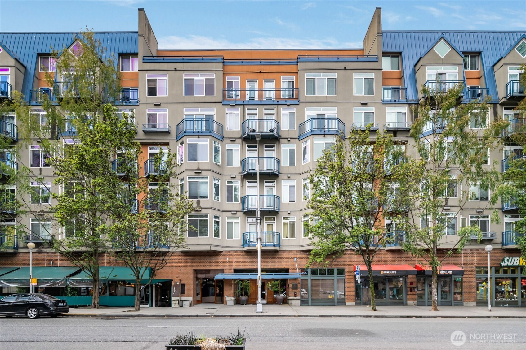 2415 2nd Avenue Unit: 449