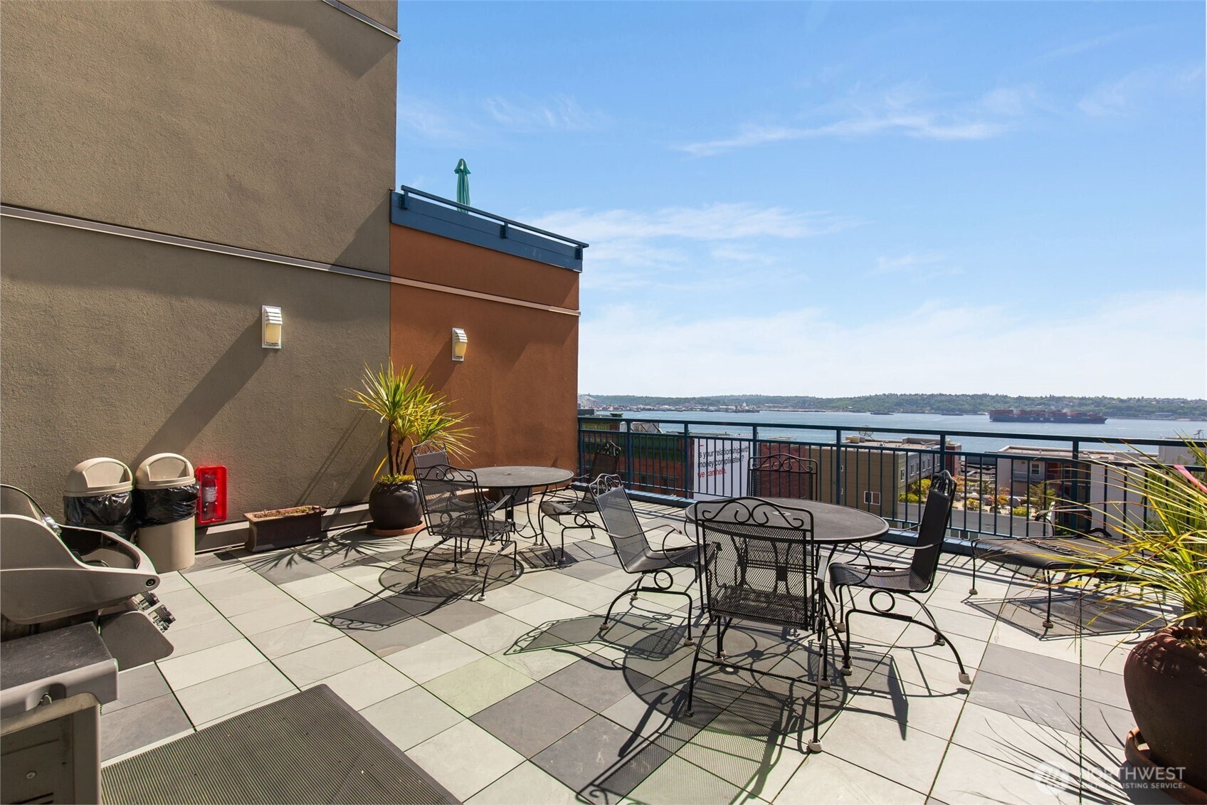 2415 2nd Avenue Unit: 449