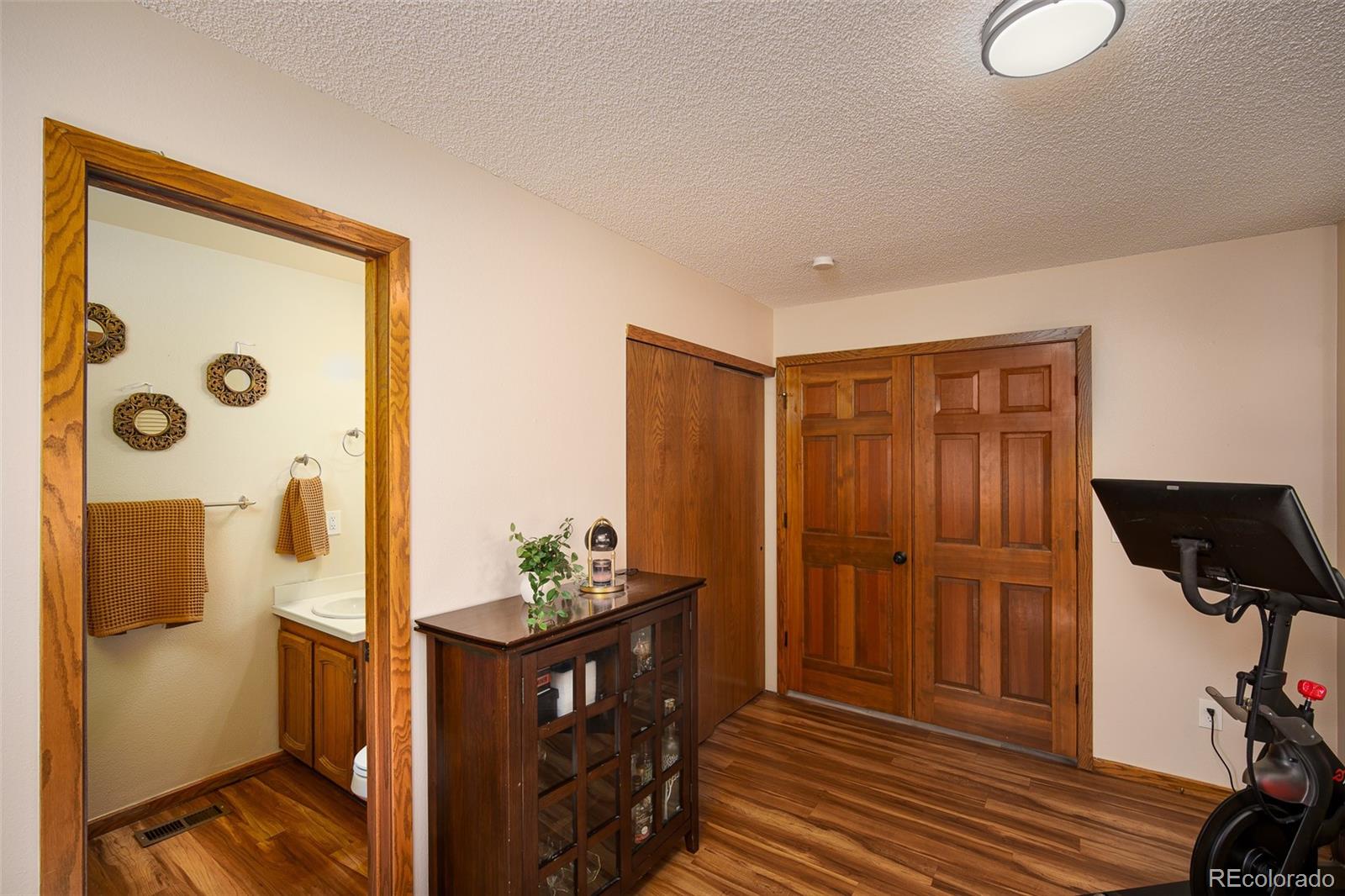 3147 E Long Circle