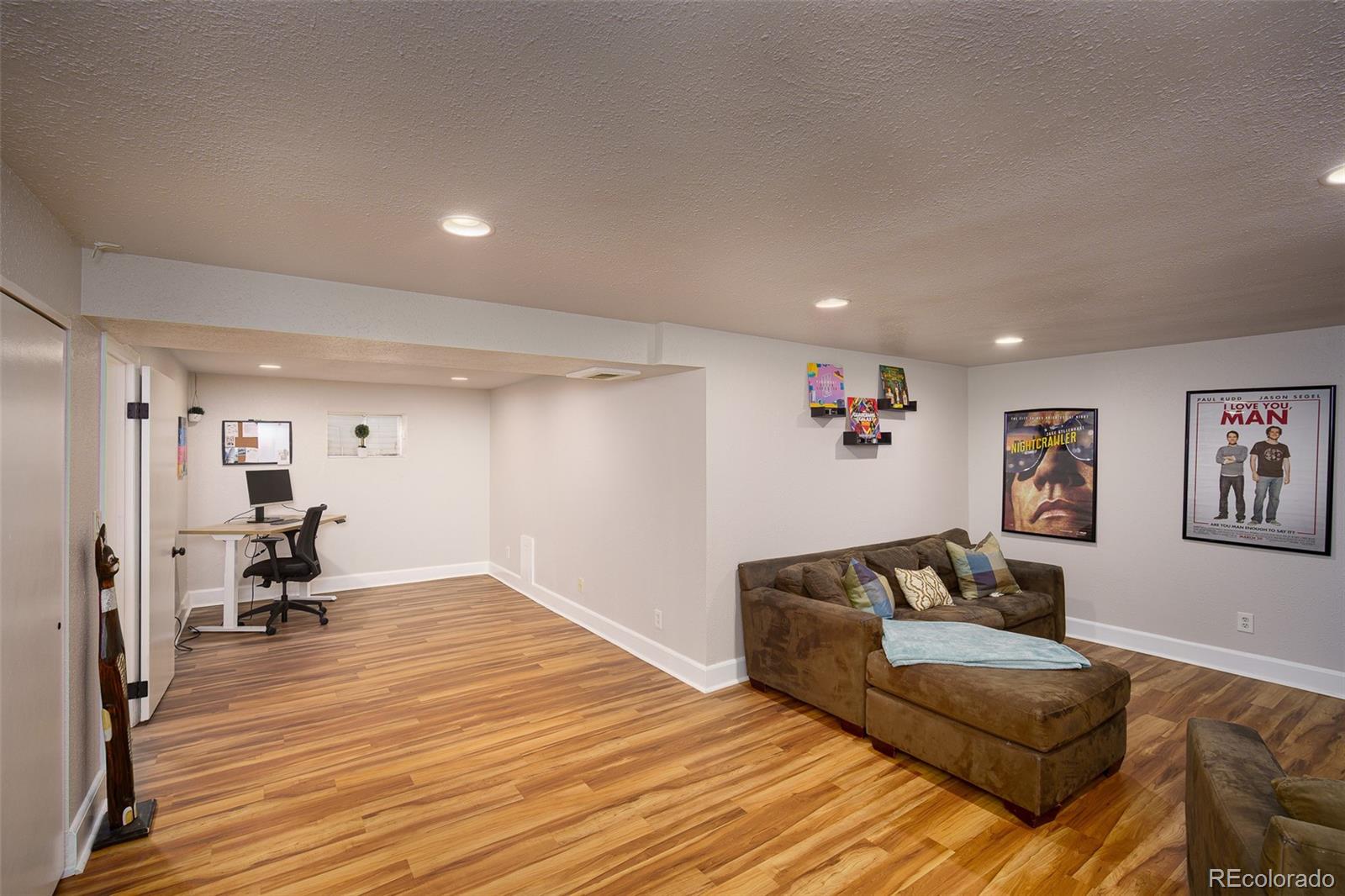 3147 E Long Circle