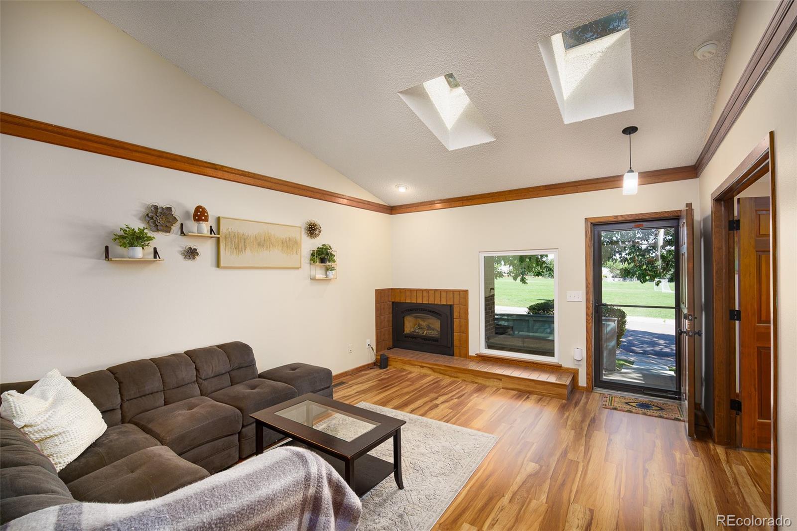 3147 E Long Circle