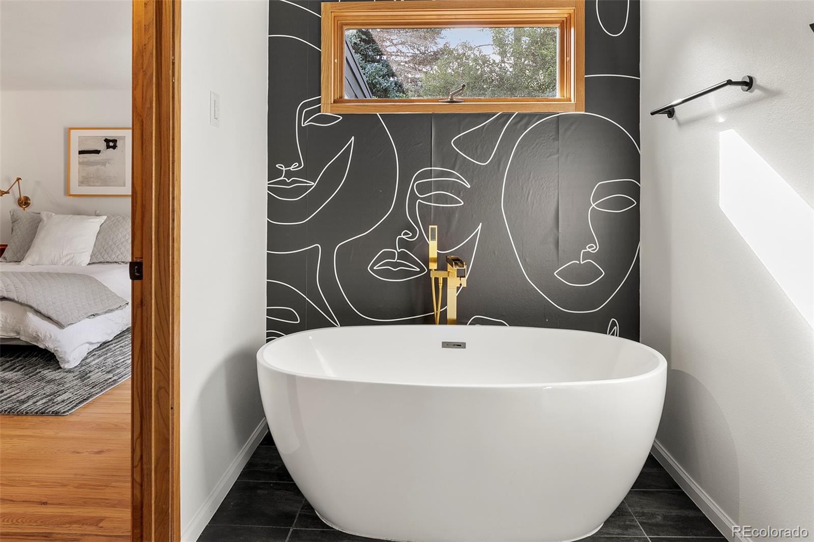 6023 S Cherrywood Circle