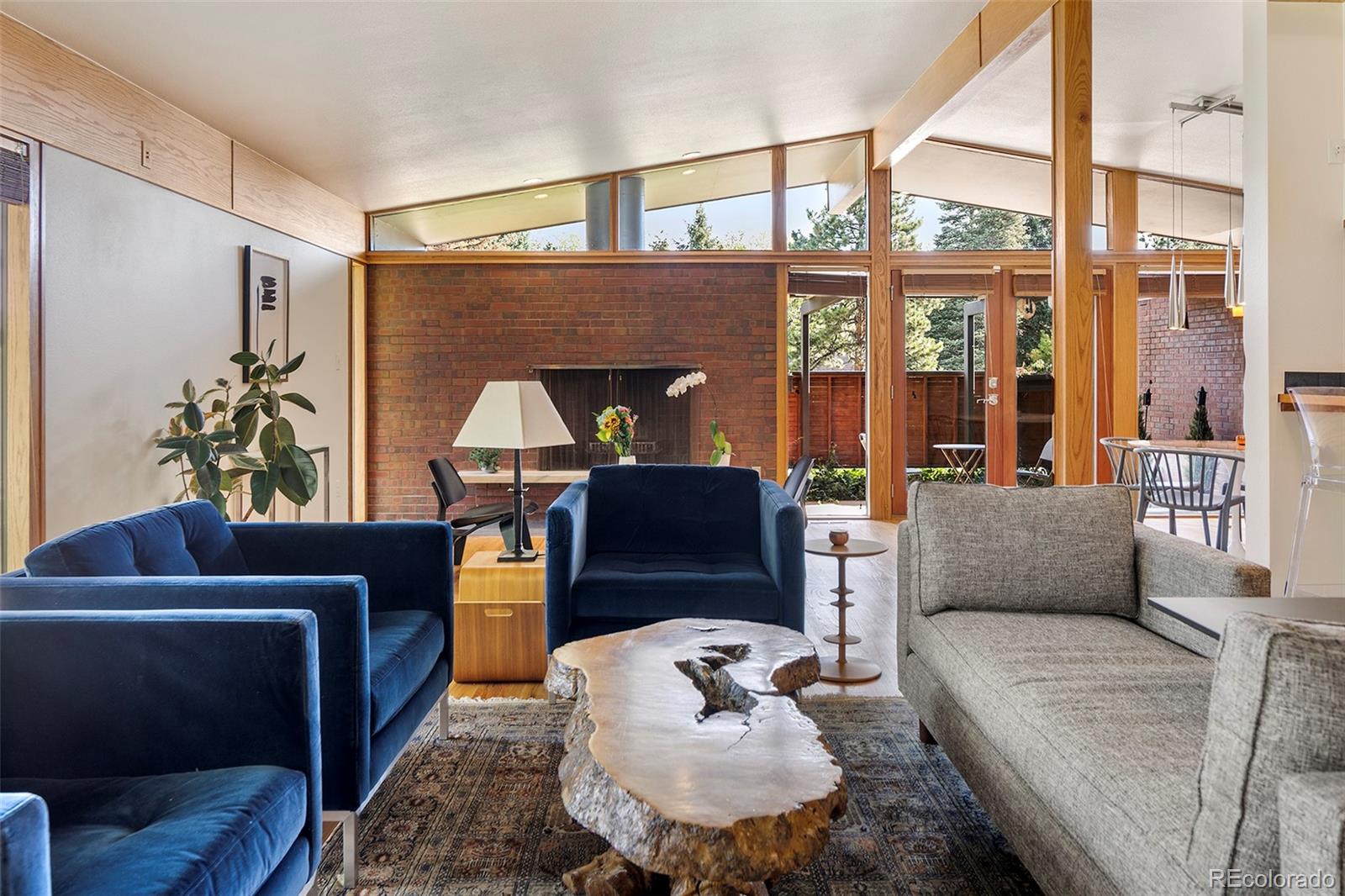 6023 S Cherrywood Circle