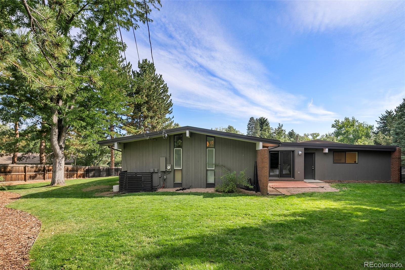 6023 S Cherrywood Circle