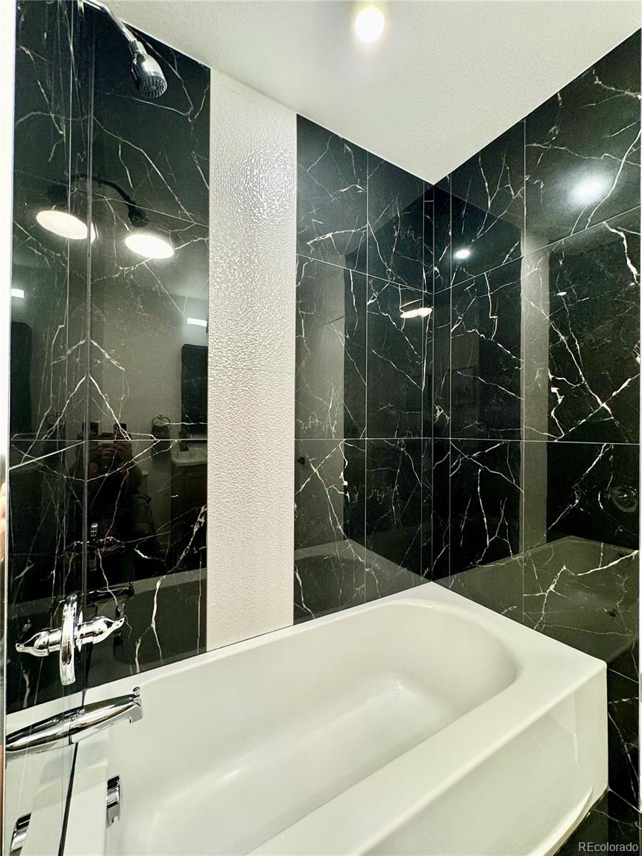 5591 E Lehigh Avenue