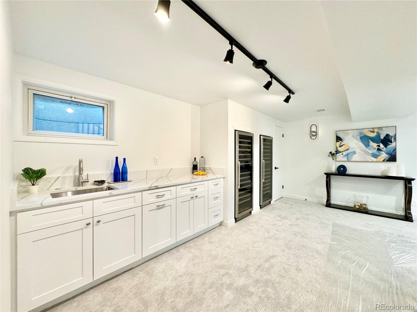 5591 E Lehigh Avenue