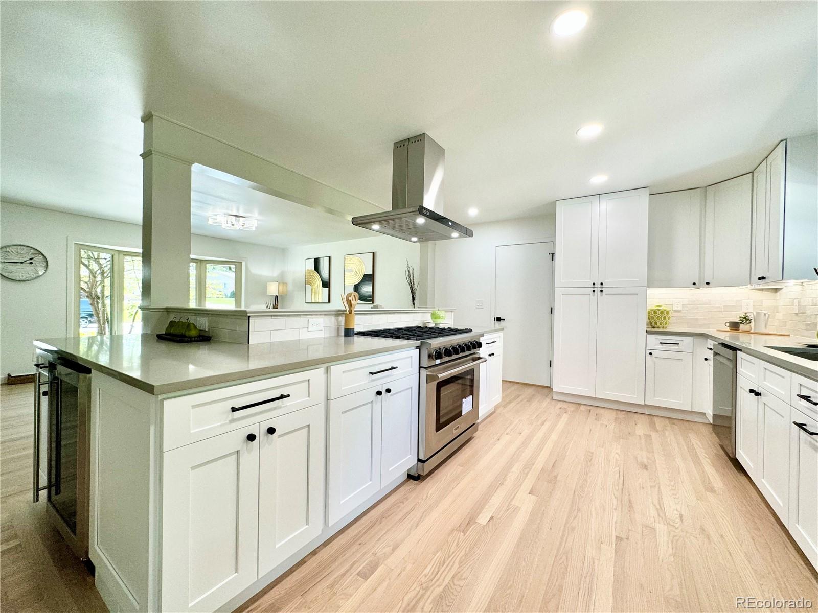 5591 E Lehigh Avenue