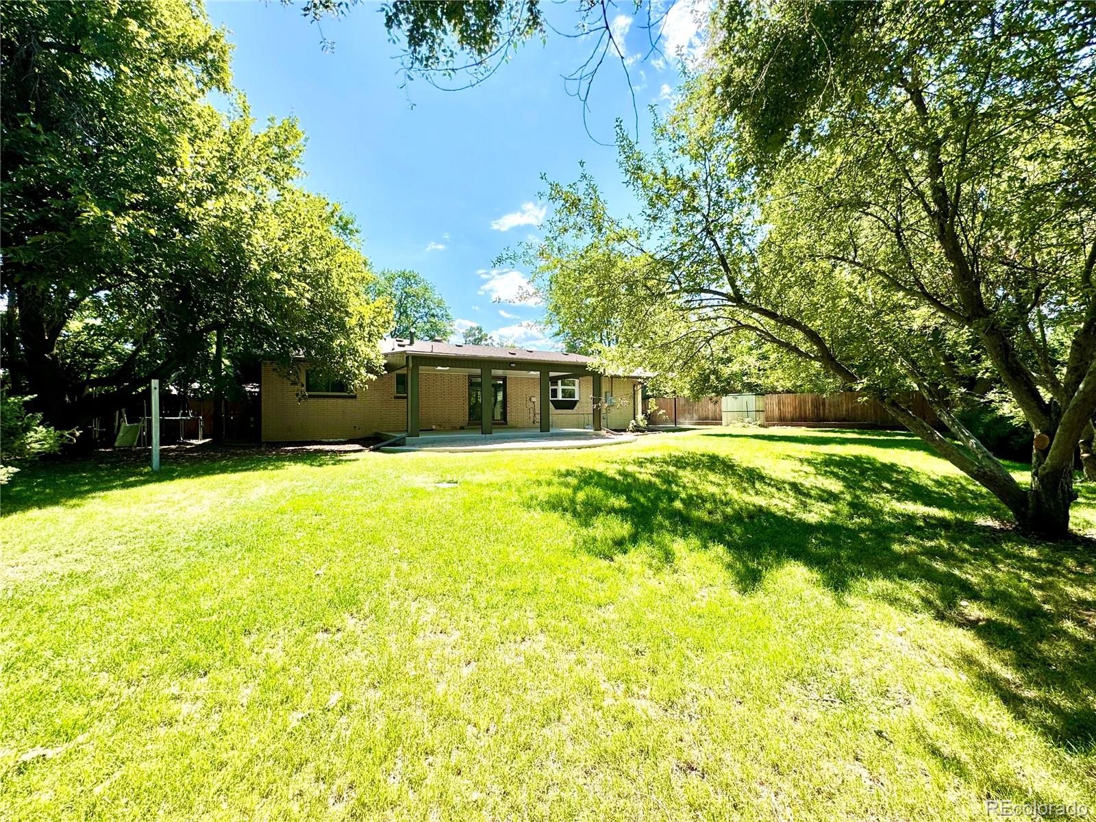 5591 E Lehigh Avenue