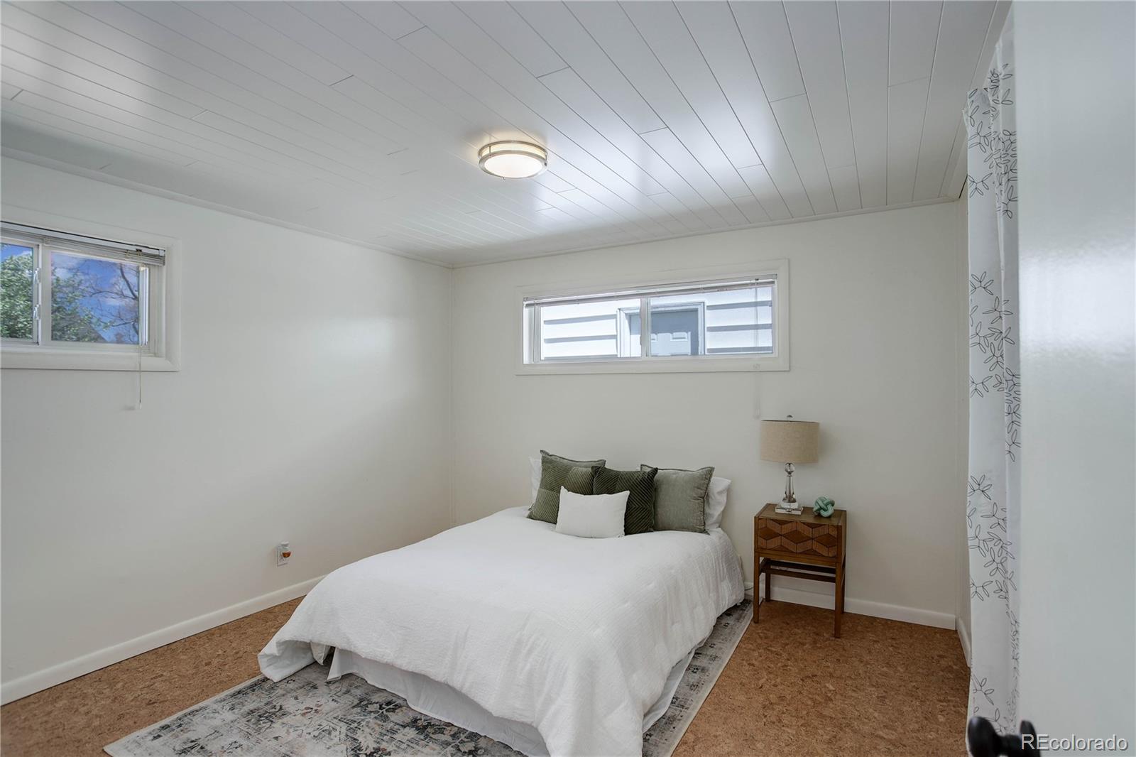 4521 E Jewell Avenue