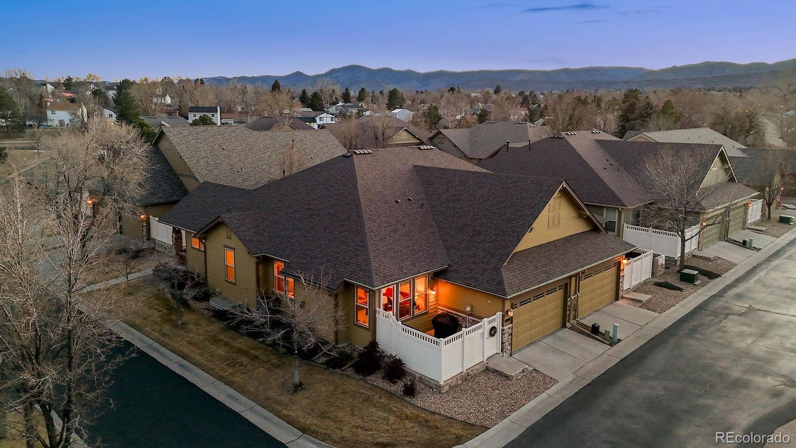 8526 W Quarles Place