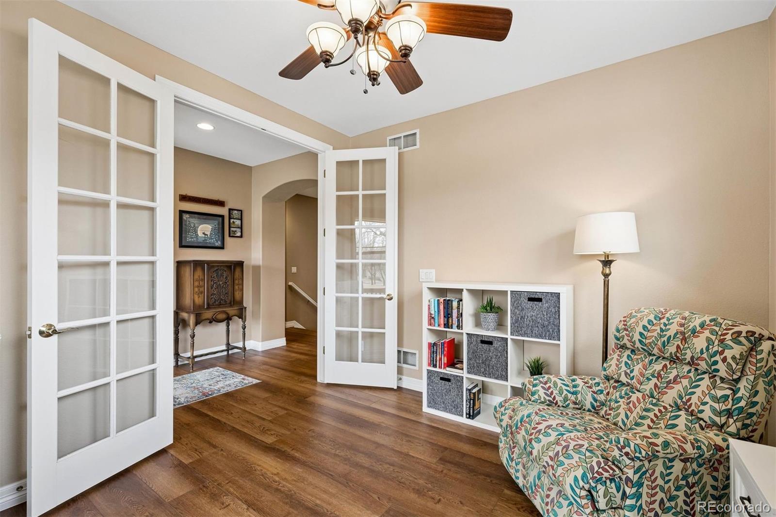 8526 W Quarles Place