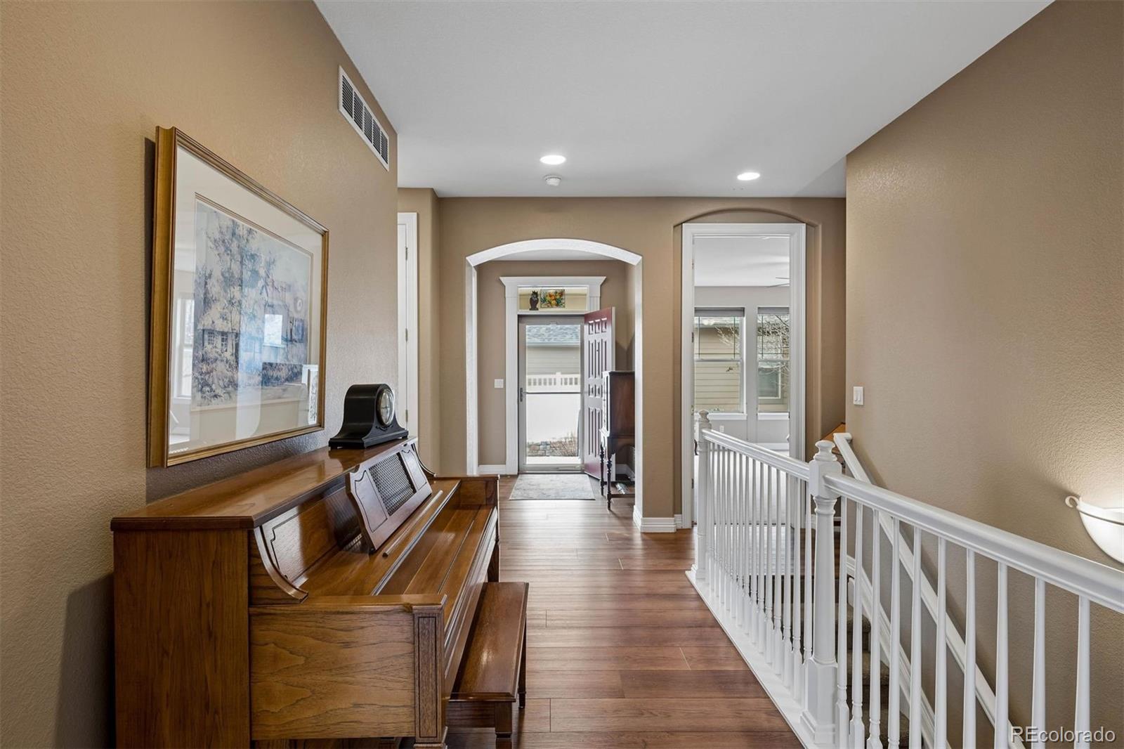 8526 W Quarles Place