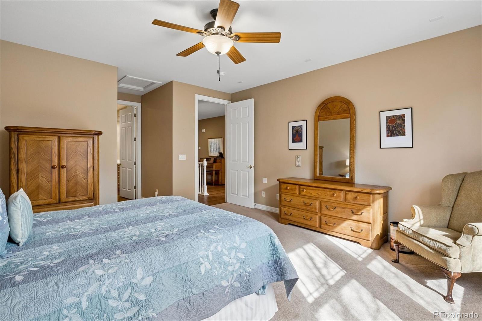 8526 W Quarles Place