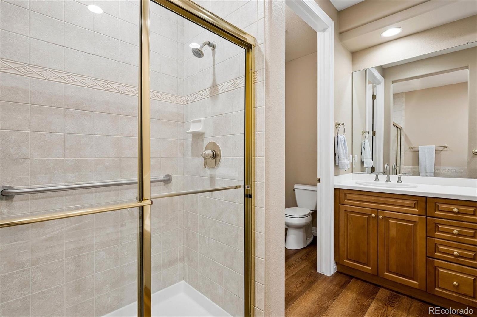 8526 W Quarles Place