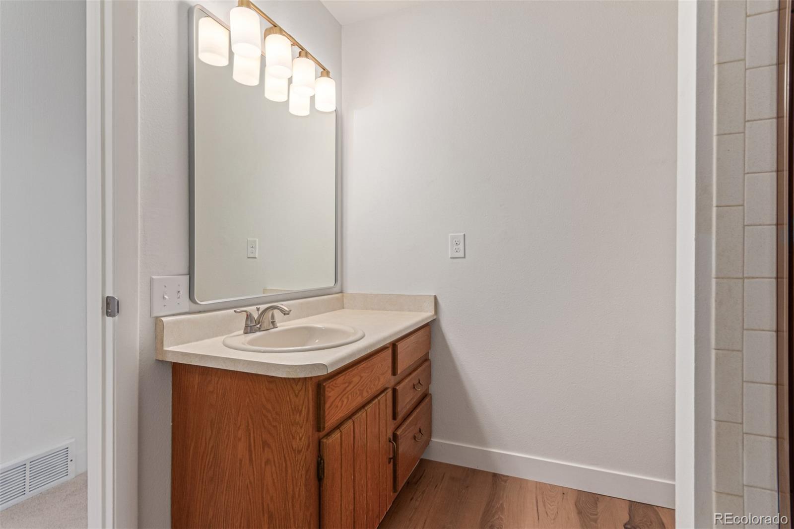 11956 E Oregon Circle