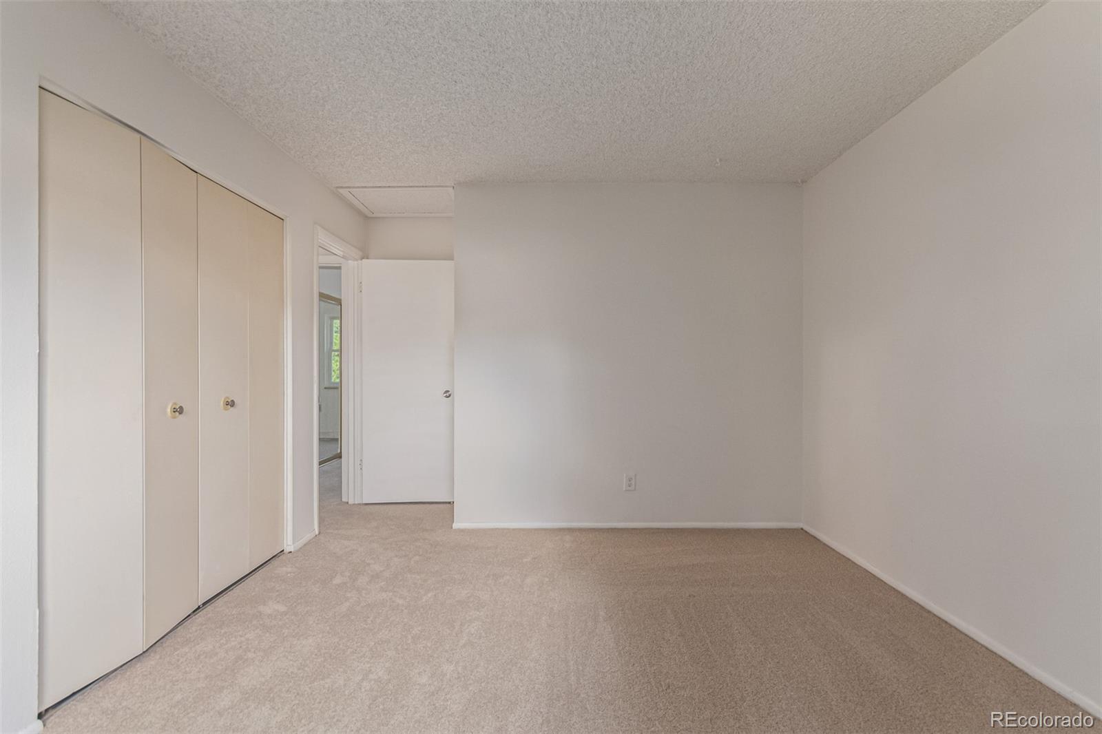 11956 E Oregon Circle