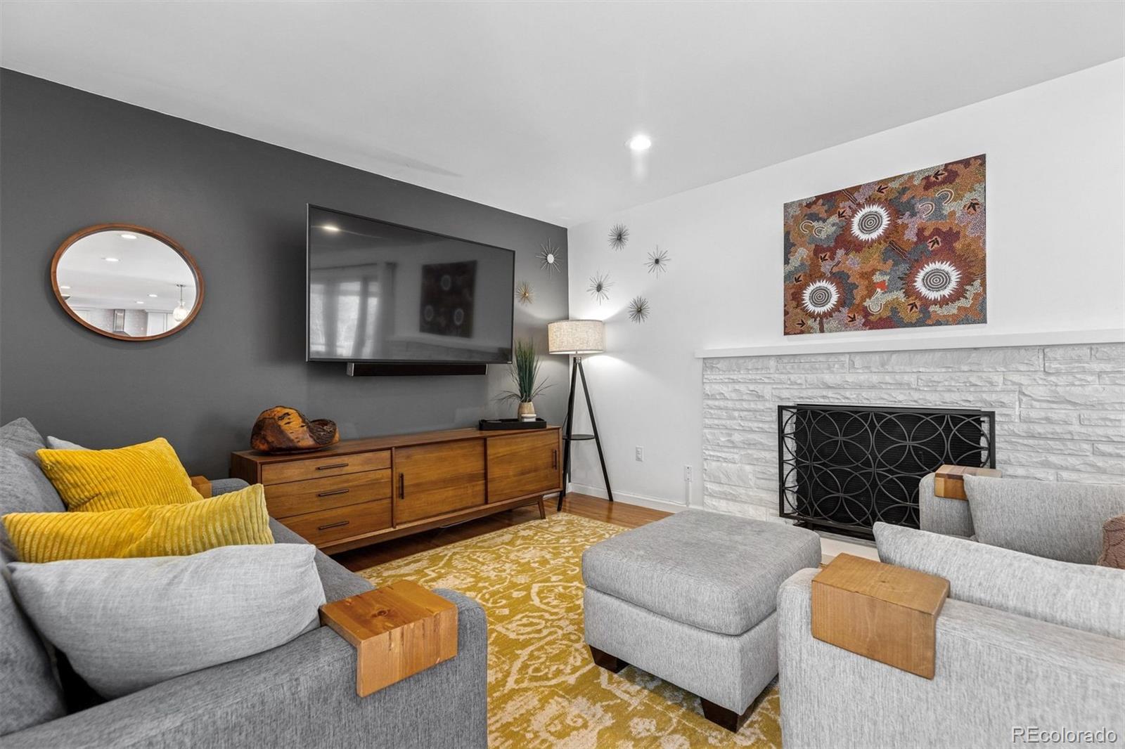 3743 S Hudson Street