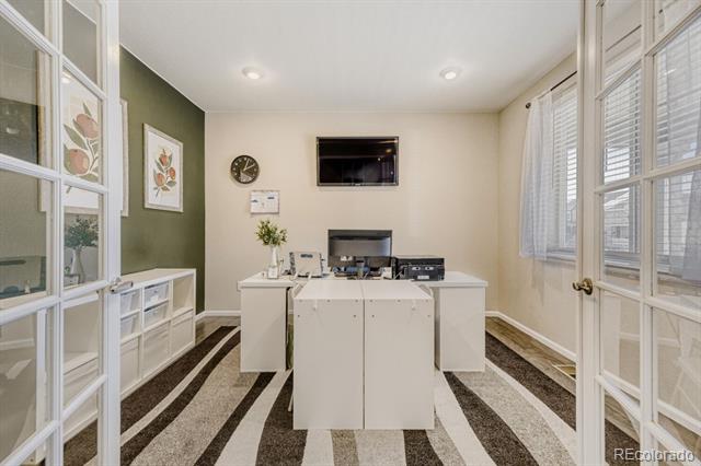 11230 Endeavor Drive