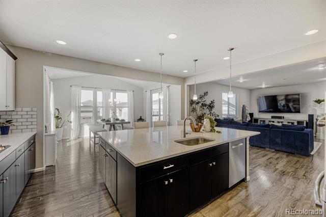 11230 Endeavor Drive