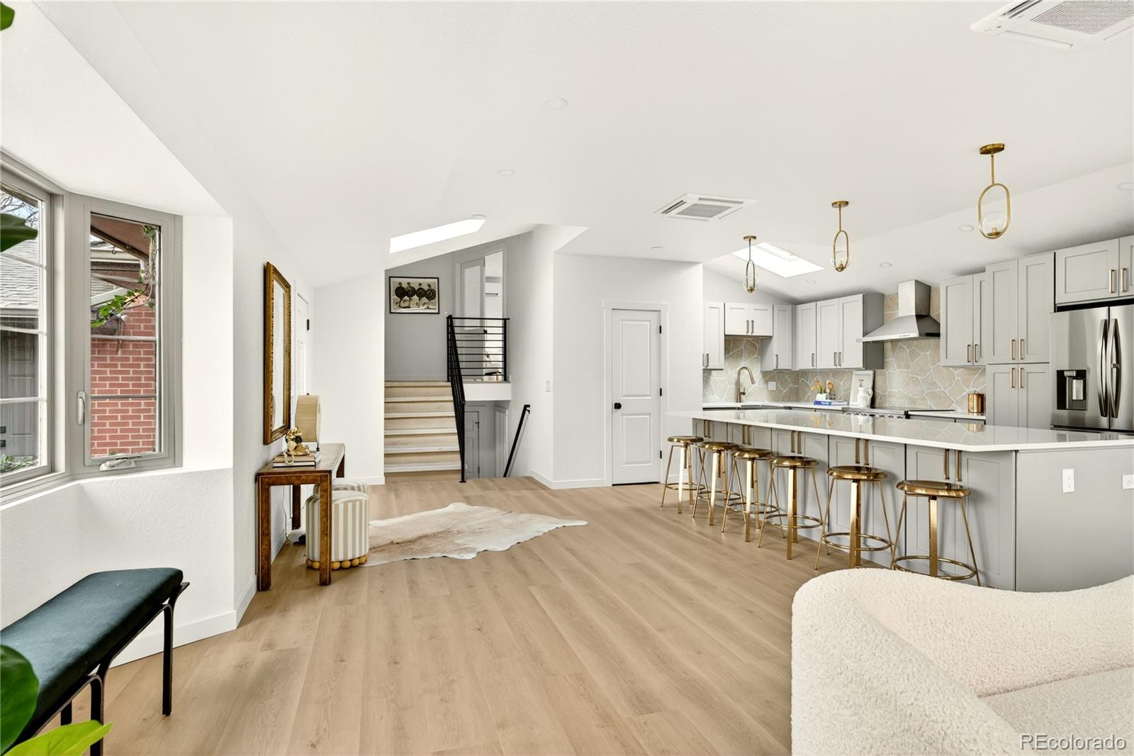 2429 S Leyden Street