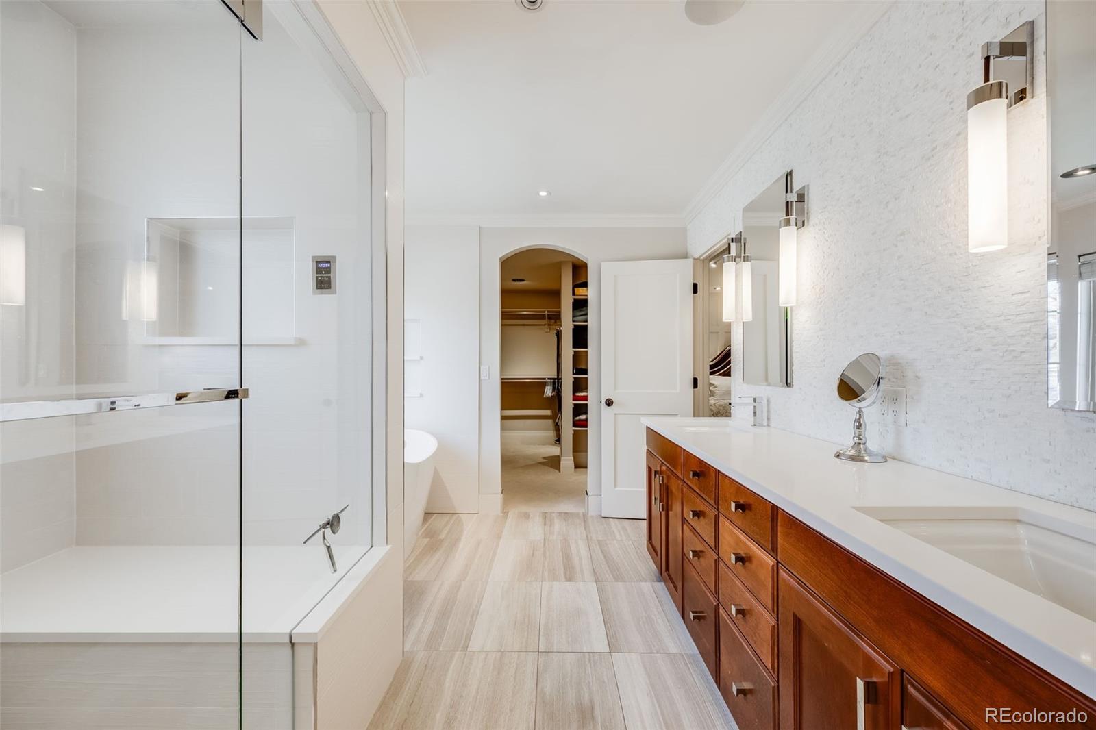 1200 S Josephine Street