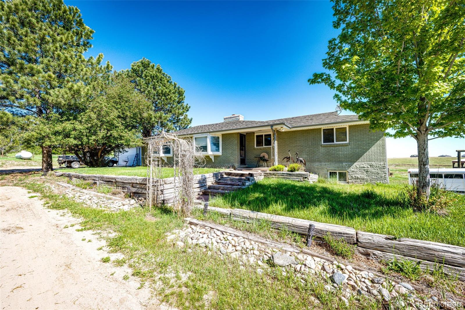 2487 Pinto Trail