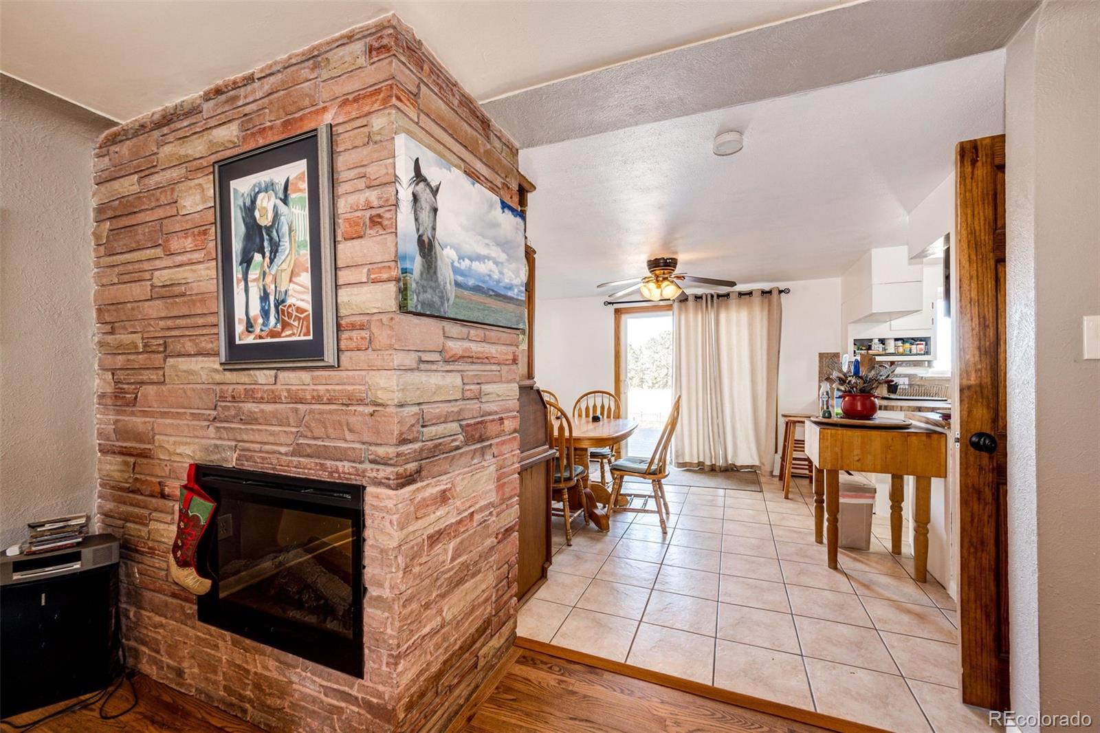 2487 Pinto Trail