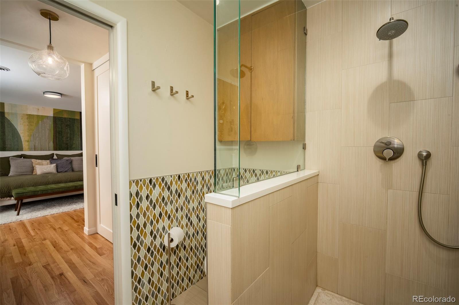 3977 S Jasmine Street