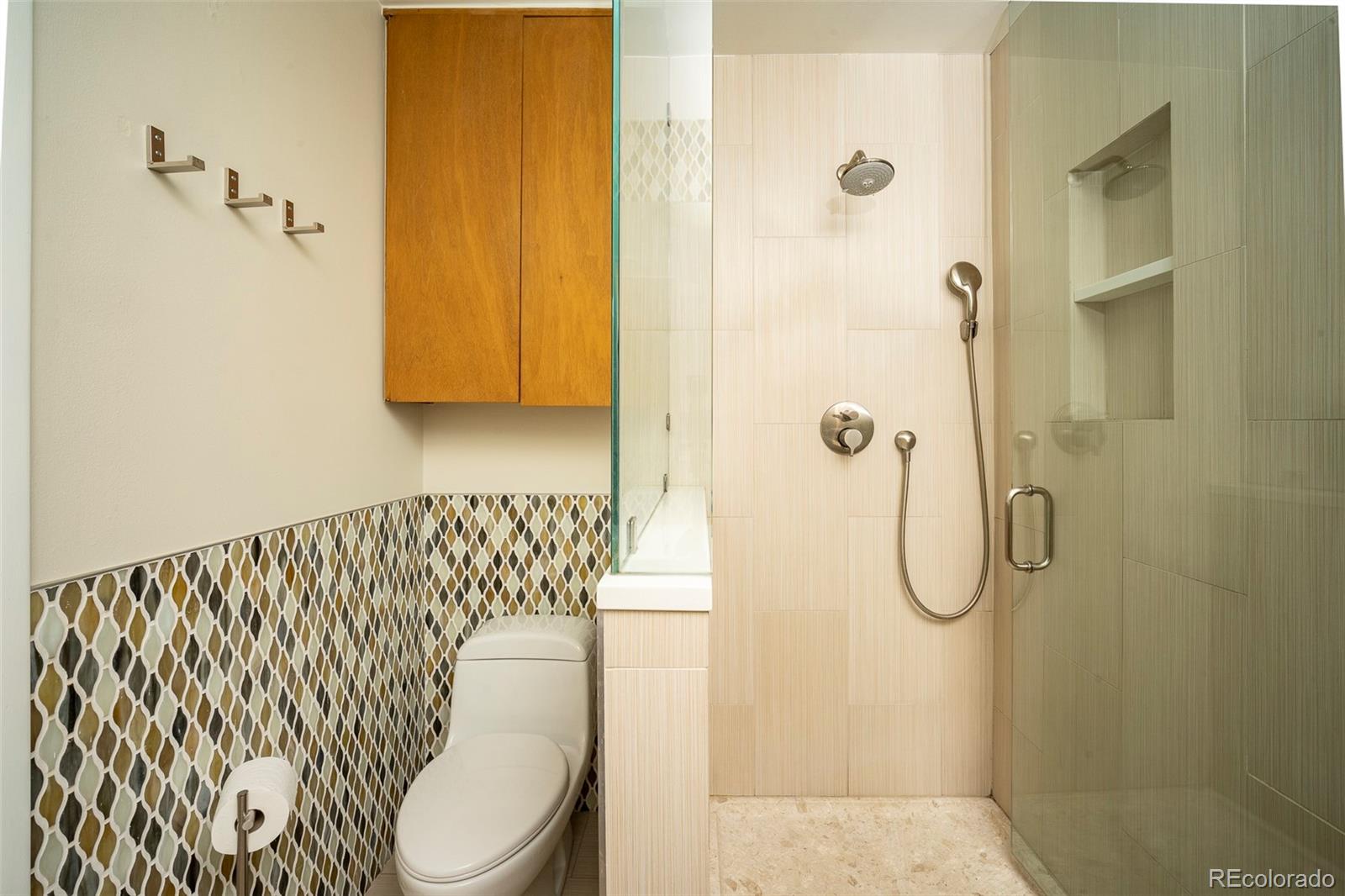 3977 S Jasmine Street