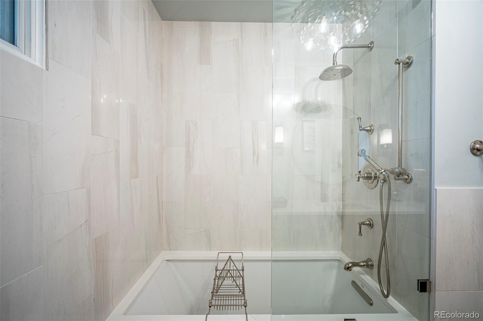 3977 S Jasmine Street