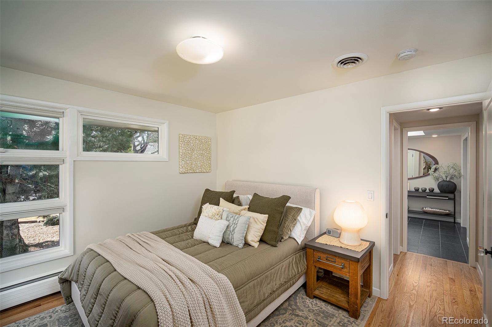 3977 S Jasmine Street