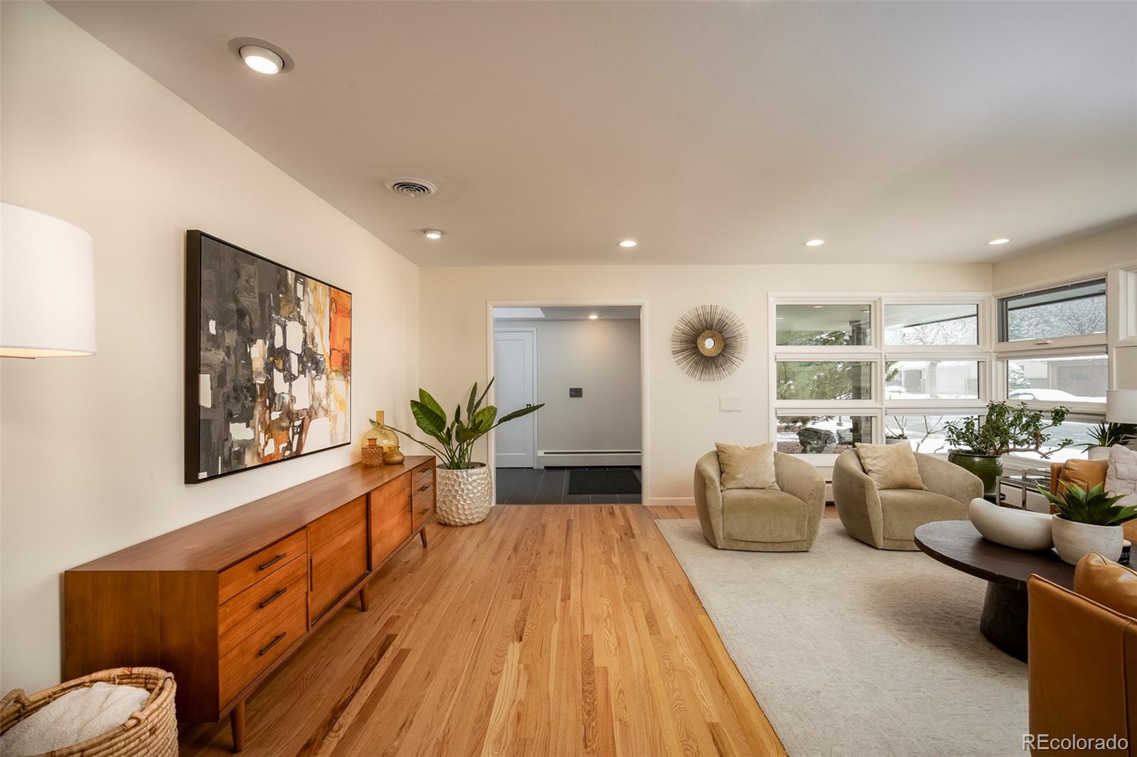 3977 S Jasmine Street