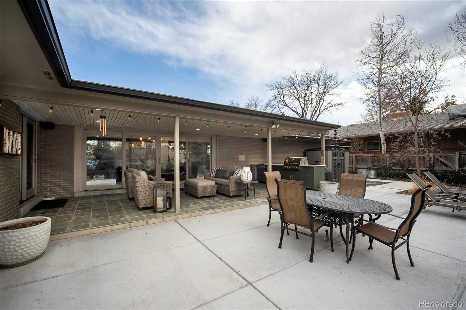 3977 S Jasmine Street