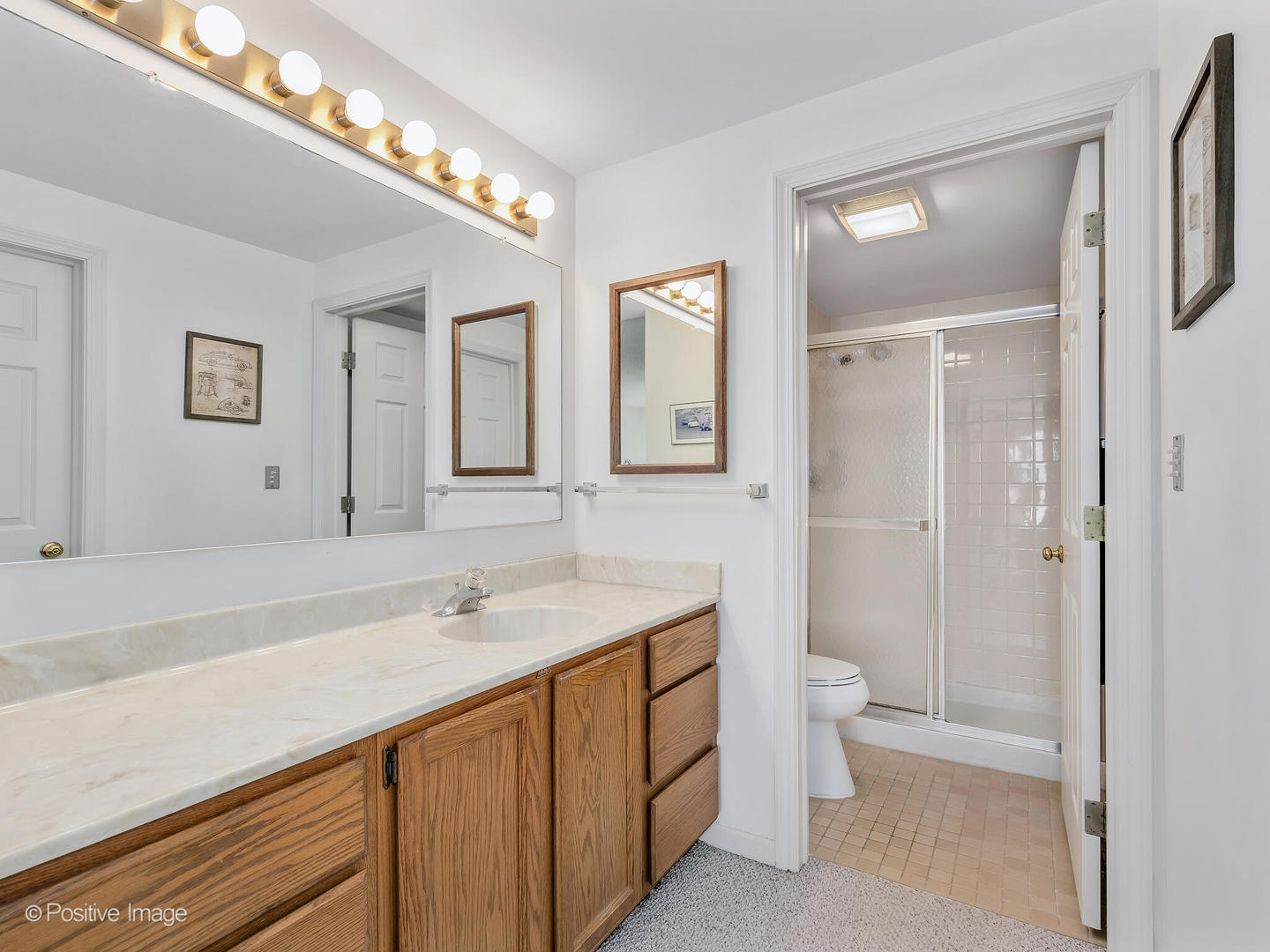 326 Park Avenue Unit: 3