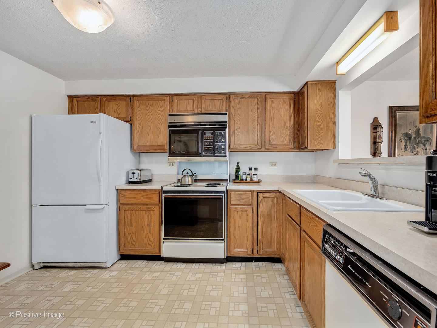 326 Park Avenue Unit: 3