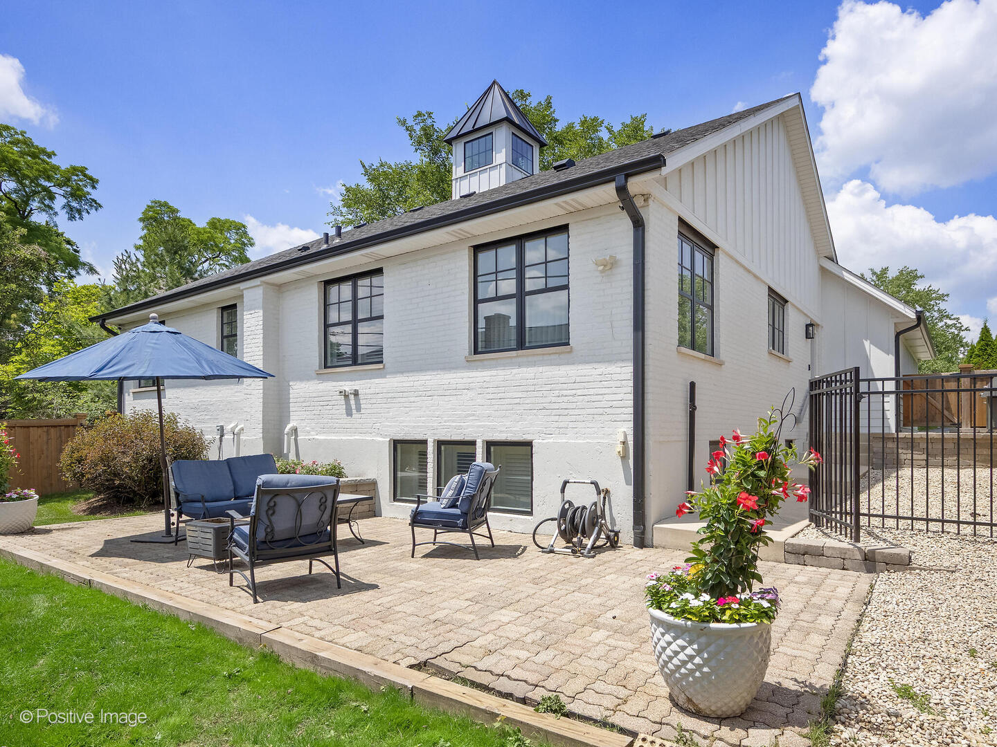 23 Chestnut Avenue