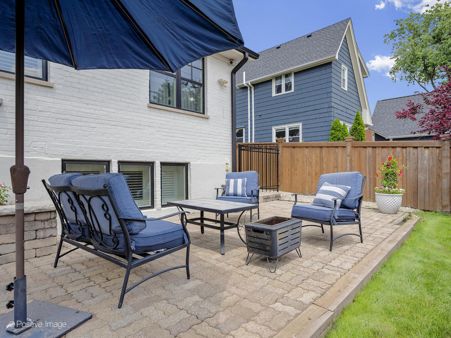 23 Chestnut Avenue