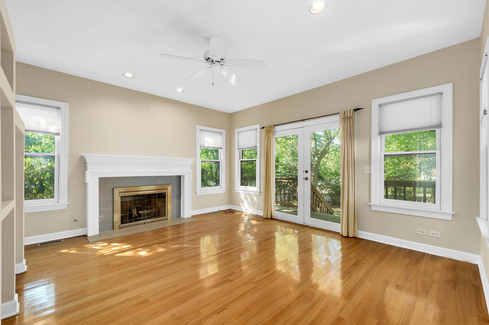 4 N Vine Street