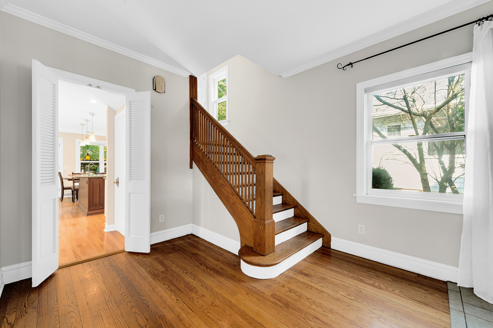 4 N Vine Street