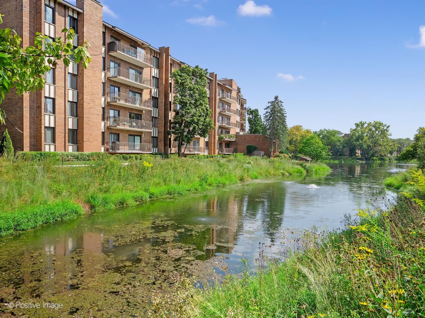 701 Lake Hinsdale Drive Unit: 410
